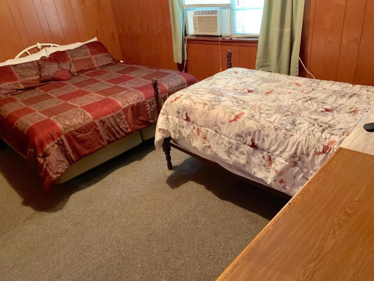 Phillips Historic Motel & Cottages รอบบินส์วิลล์ ภายนอก รูปภาพ