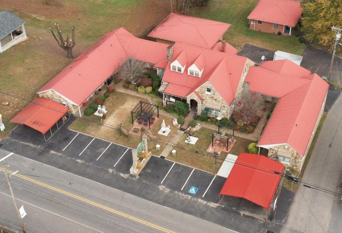 Phillips Historic Motel & Cottages รอบบินส์วิลล์ ภายนอก รูปภาพ