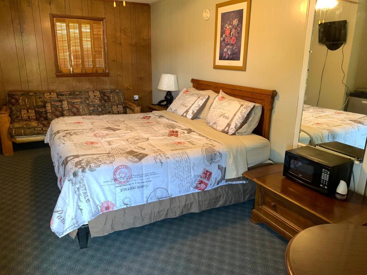 Phillips Historic Motel & Cottages รอบบินส์วิลล์ ภายนอก รูปภาพ
